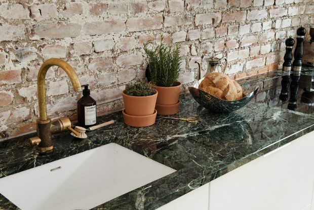 Marble-kitchen-scandinavian-e1437071365782
